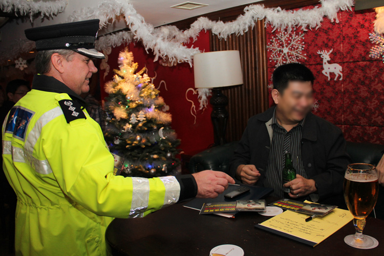 道路安全议会与警察交通总部提醒市民于圣诞佳节切勿酒后驾驶 - 照片6