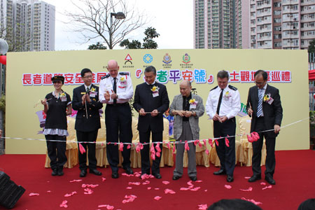 長者道路安全推展禮暨「長者平安號」巴士觀塘區巡禮 - 相片2