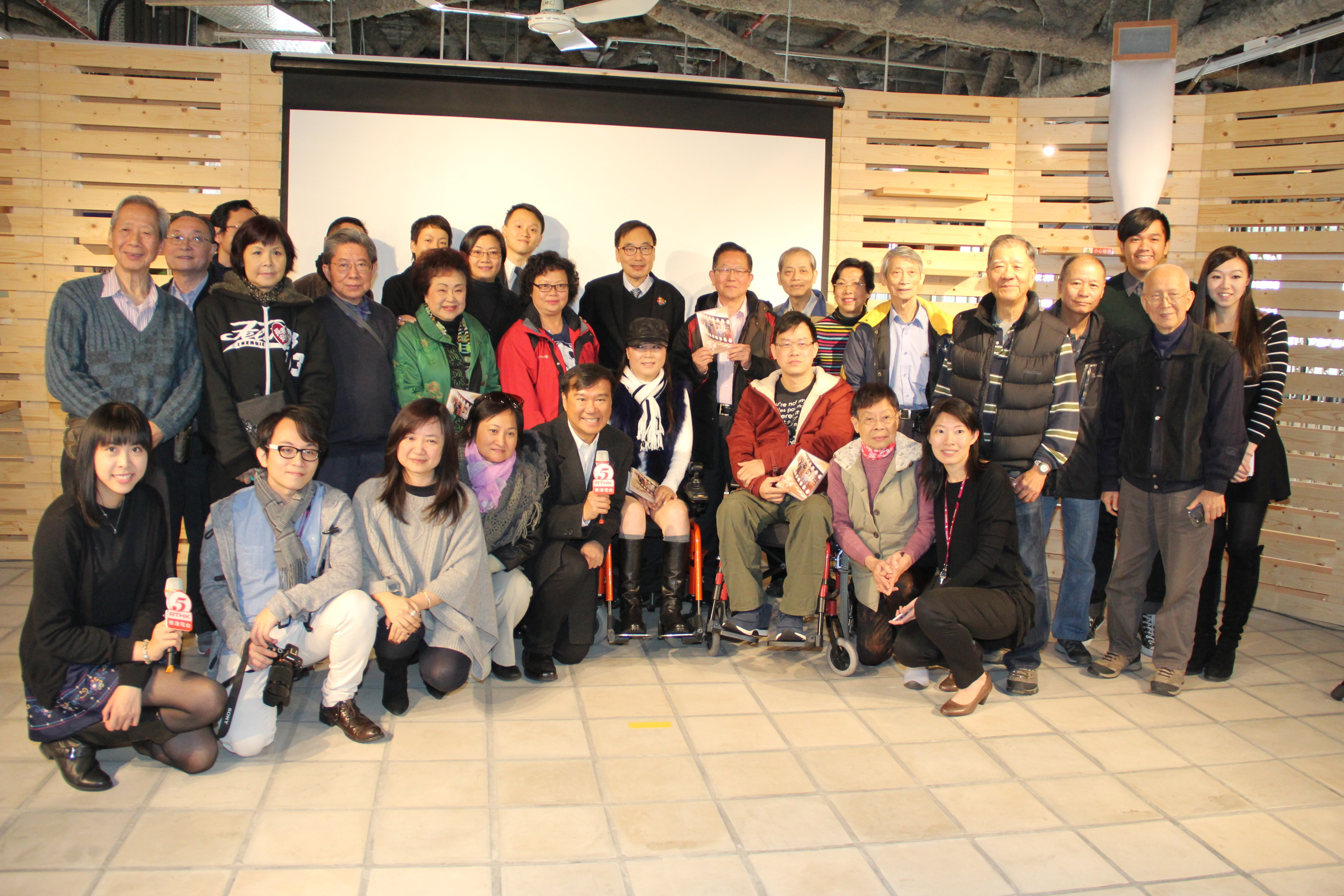 Elderly Road Safety Mini Film <All About Love> Kick-off Ceremony - Picture12